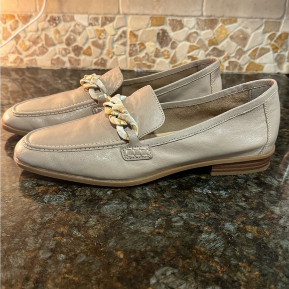 Clarks Tan Leather Loafers – Size 9 – Contour Cushion - Picture 5 of 8